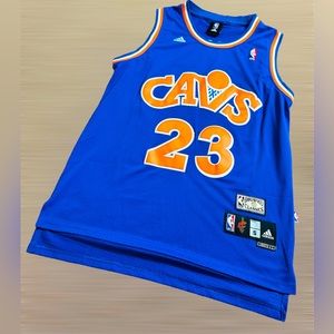 Vintage Lebron James jersey Cleveland cavs